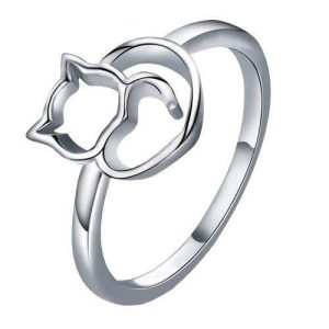 Bague chat dans un coeur en argent